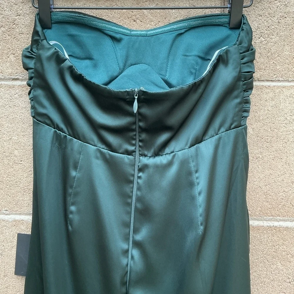 NWT Lulu’s Memorable Entrance Emerald Green Strapless Satin Maxi Dress Size XS